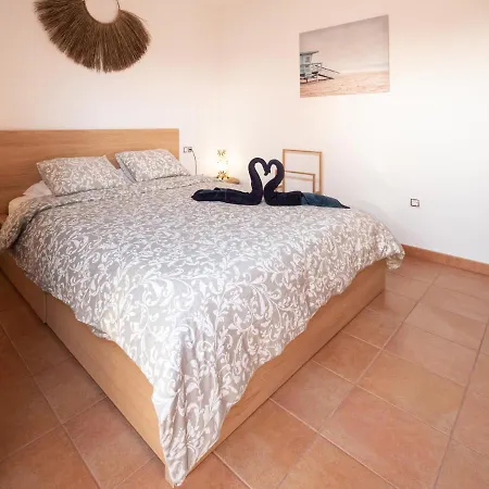 Casa Belle - No Stress Holidays * Lajares